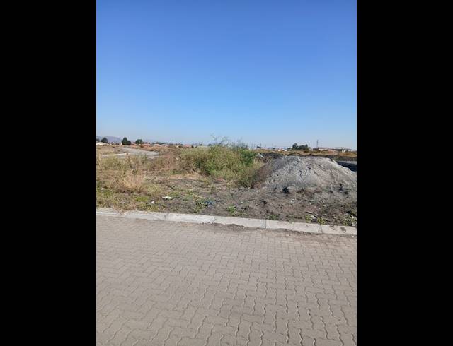 275M² VACANT LAND FOR SALE IN BOITEKONG EXT 1